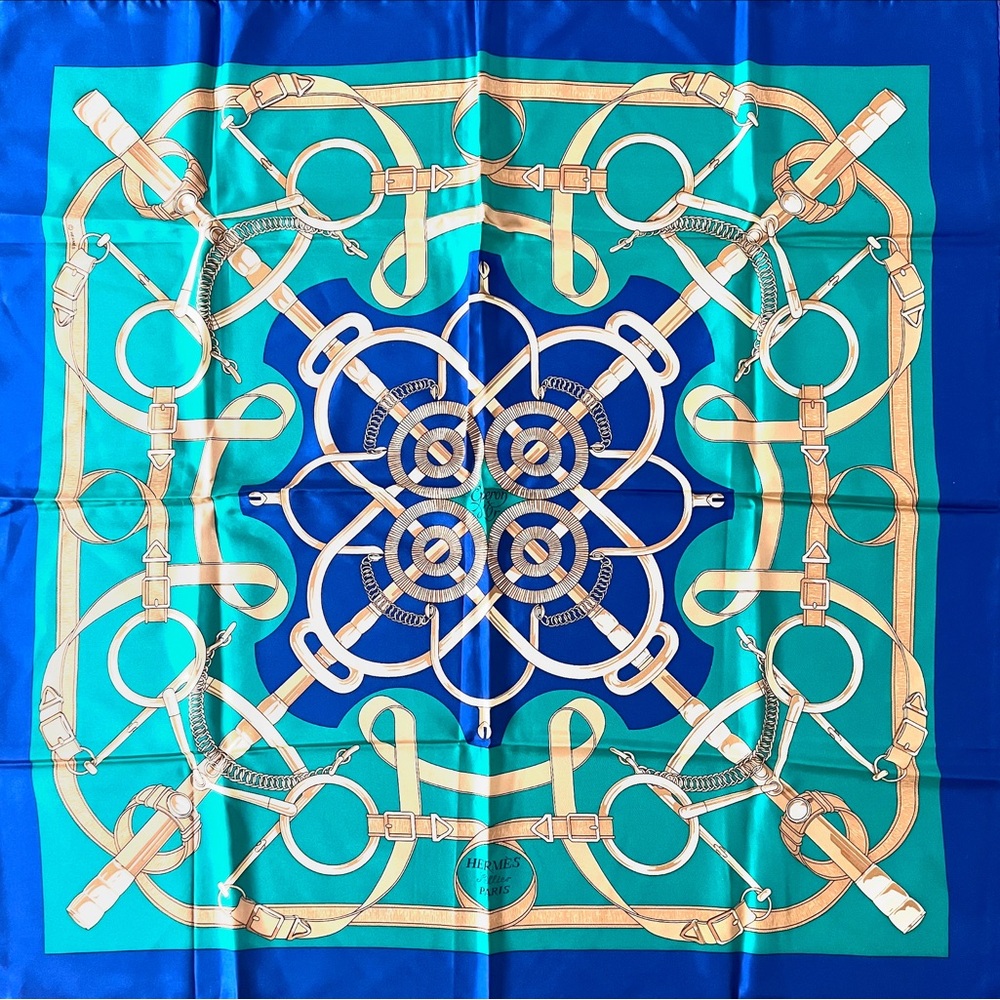 LIKE NEW Hermes silk scarf